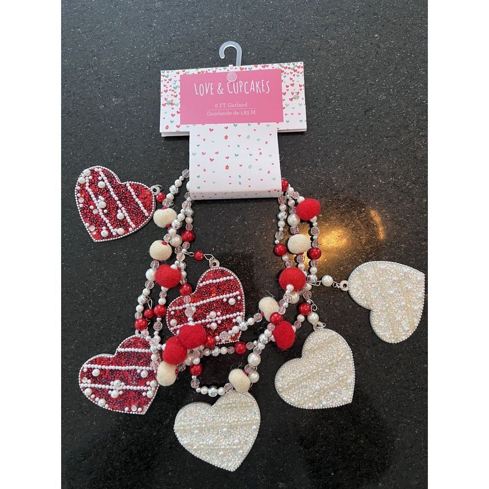 Love & Cupcakes BEADED HEARTS FLOWERS GARLAND 6 ft red white pink silver NEW